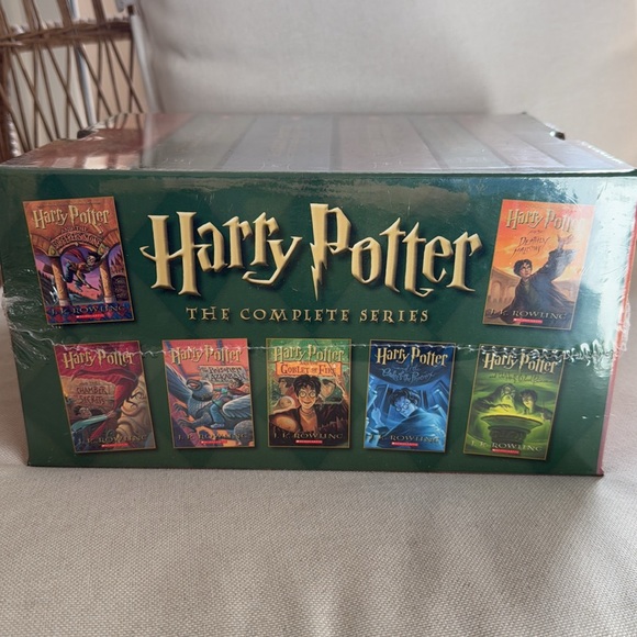 Harry Potter the complete series 1-7 box set book - Picture 5 of 6